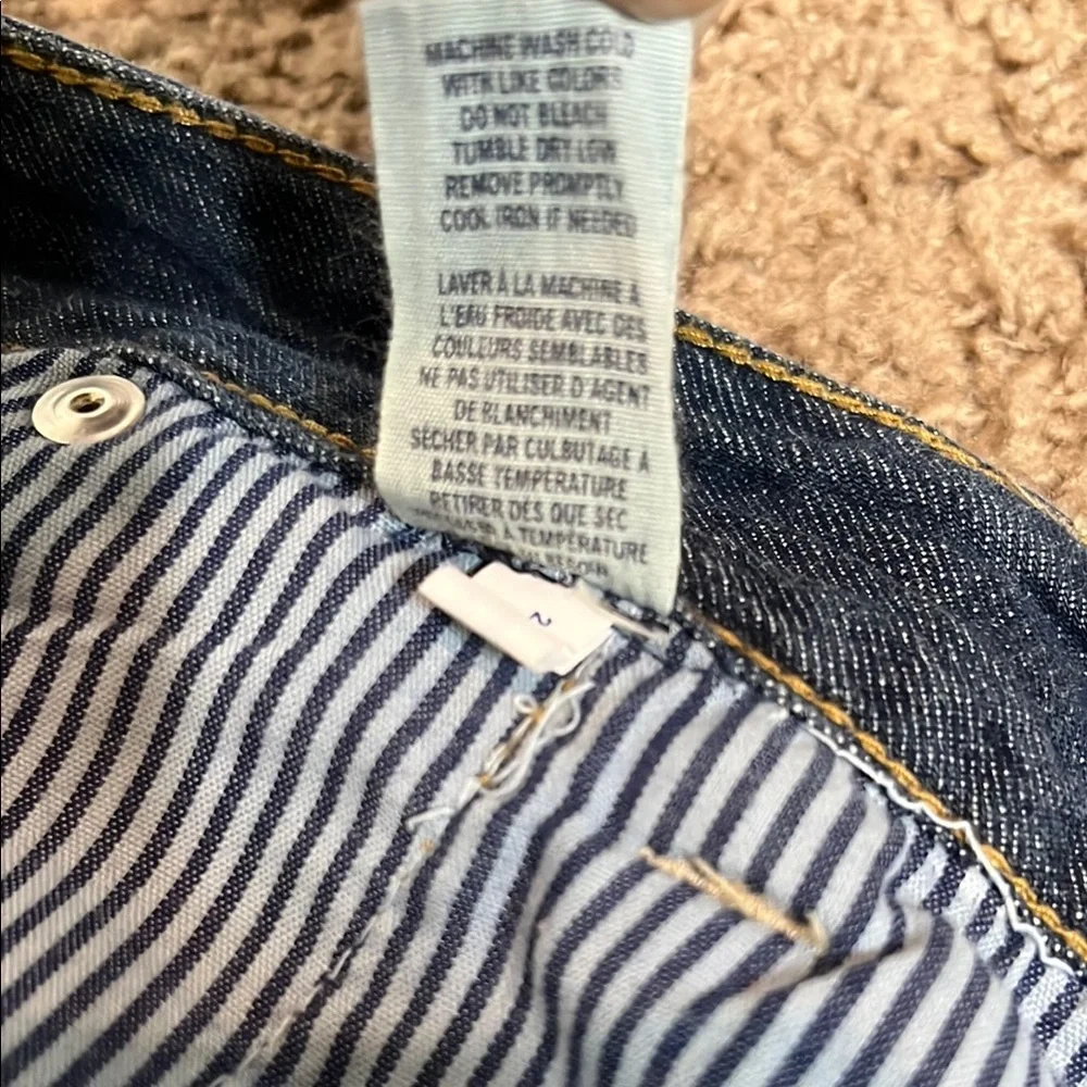 American Eagle Outfitters Slight Distressing Denim Shorts - Picture 7 of 7